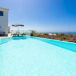Villa The View