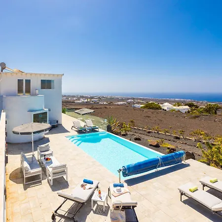 Vila The View
