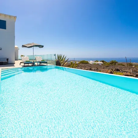 Vila The View
