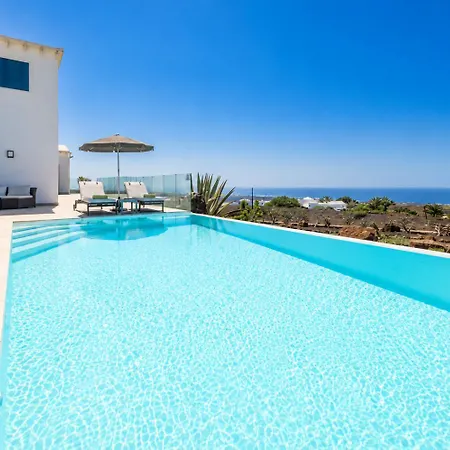 Vila The View